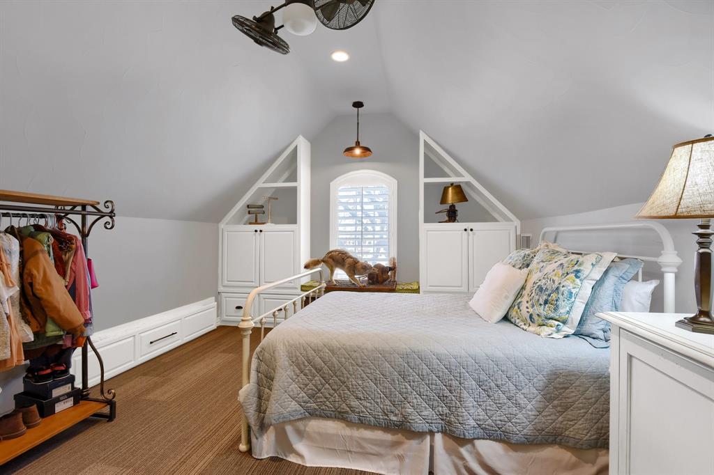 Lake Kiowa - Residential