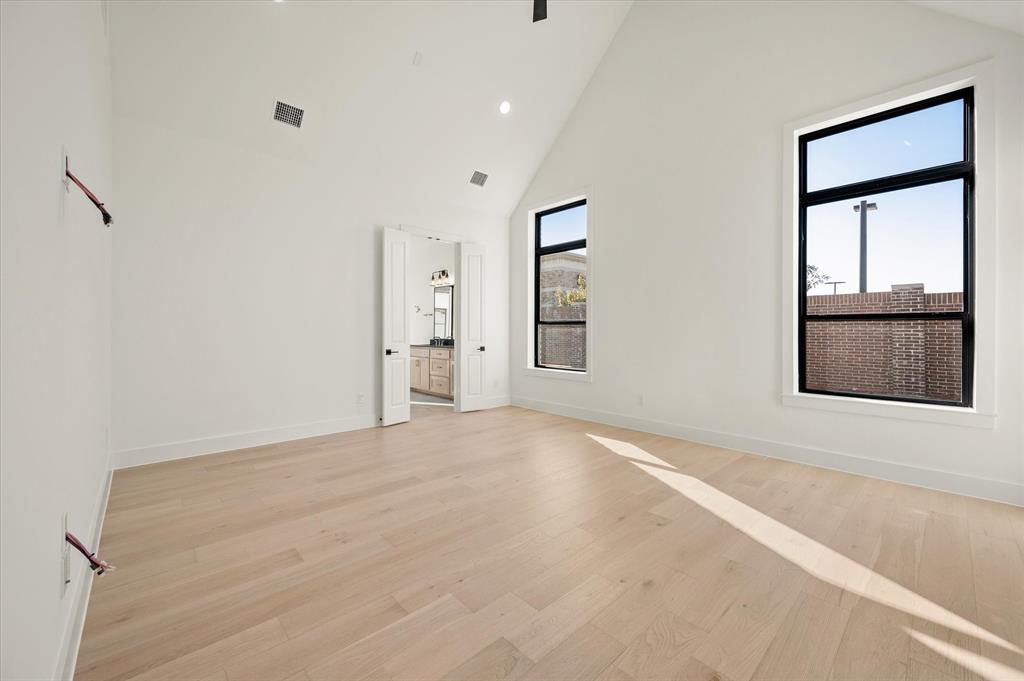 The Montclair - Residential