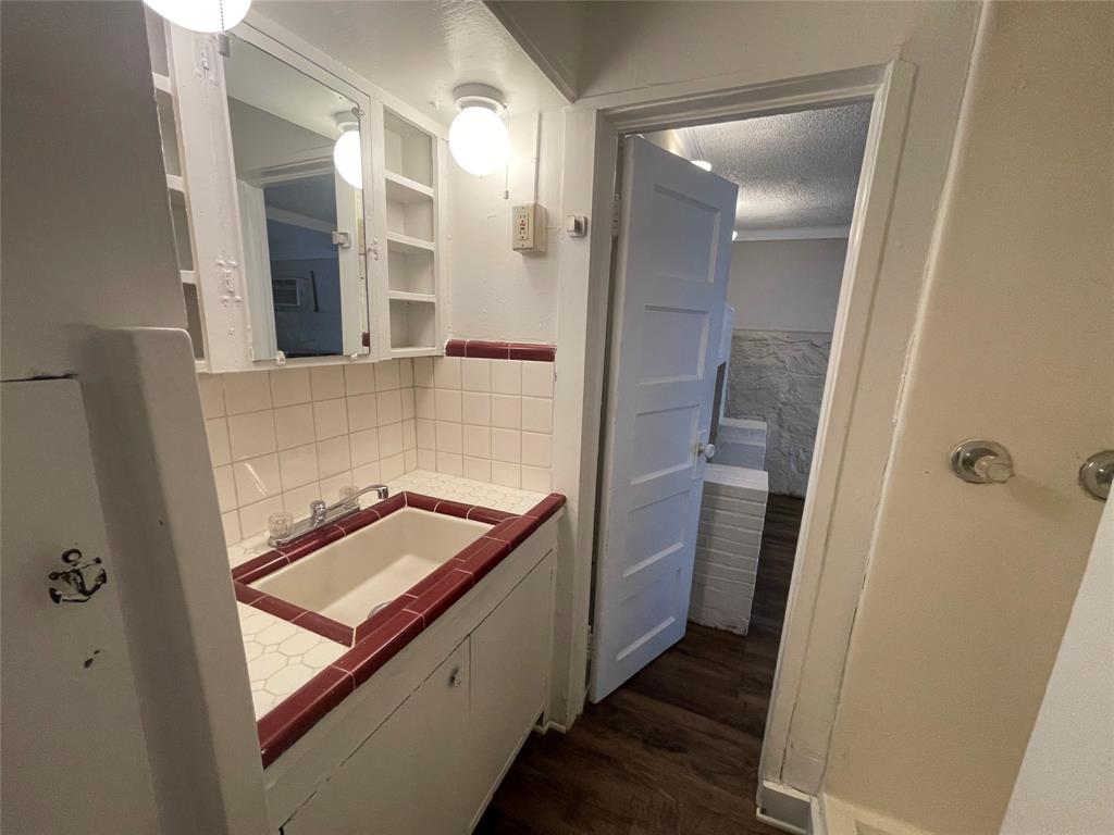 Chamberlain Arlington Heights 1st - Residential Lease