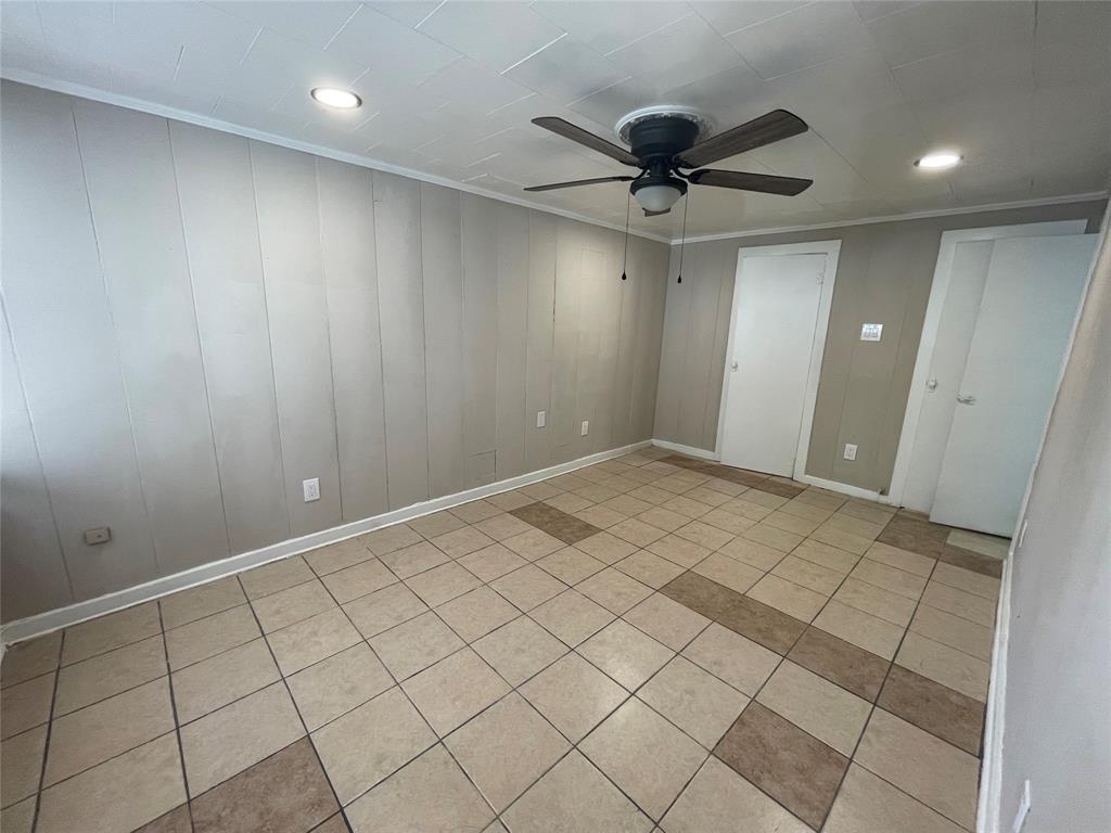 Chamberlain Arlington Heights 1st - Residential Lease