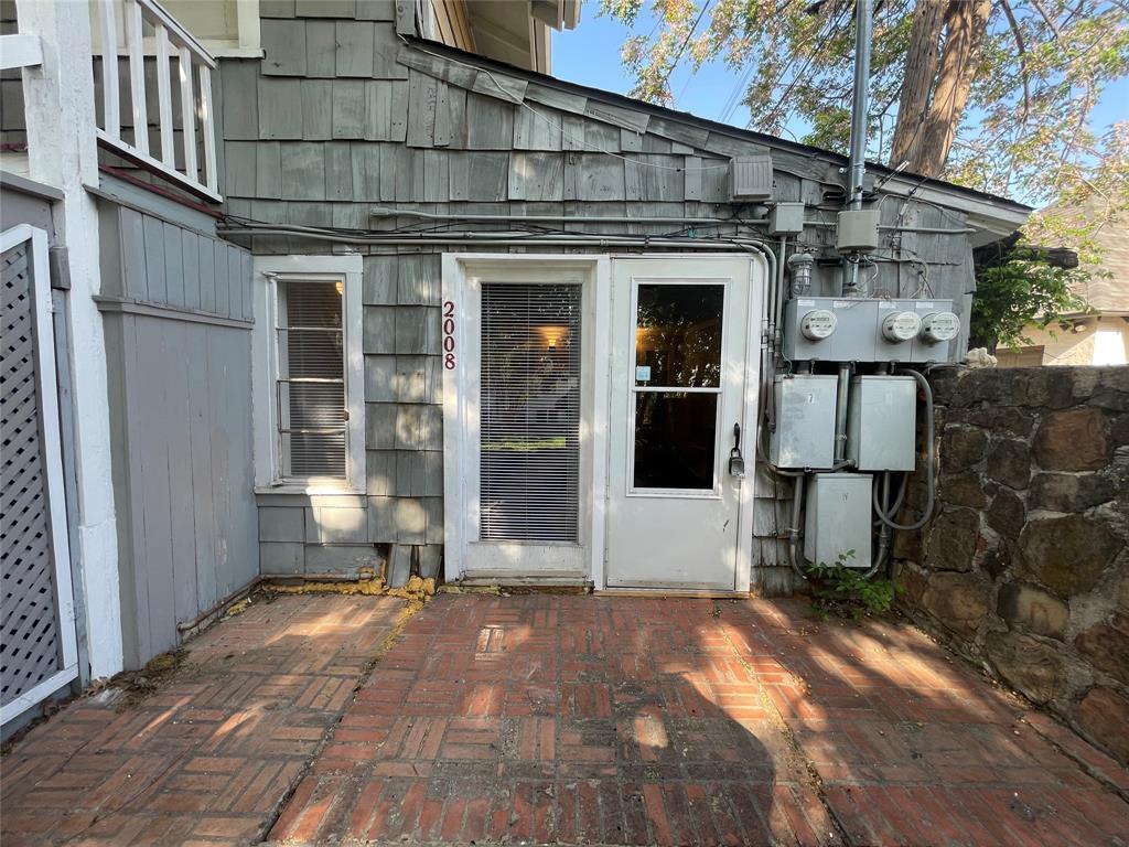 Chamberlain Arlington Heights 1st - Residential Lease