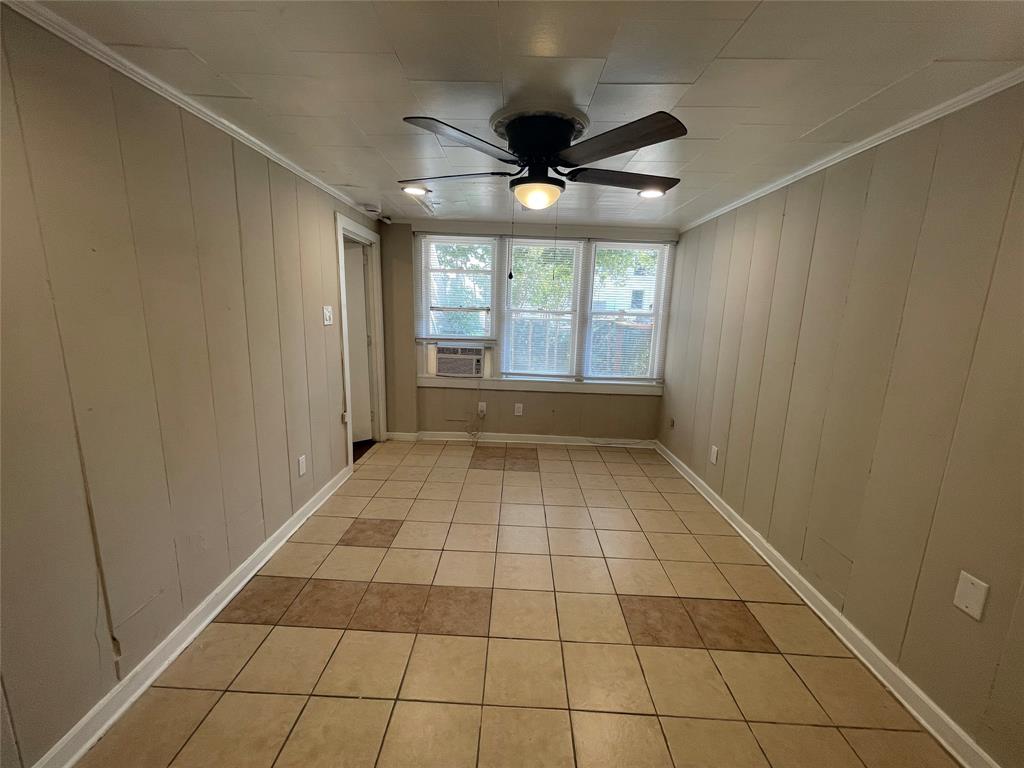 Chamberlain Arlington Heights 1st - Residential Lease