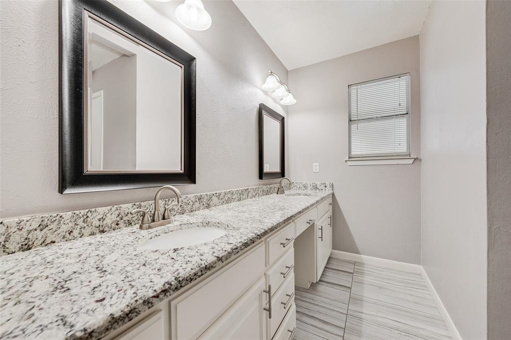 Meadow Park Estates Add - Residential Lease