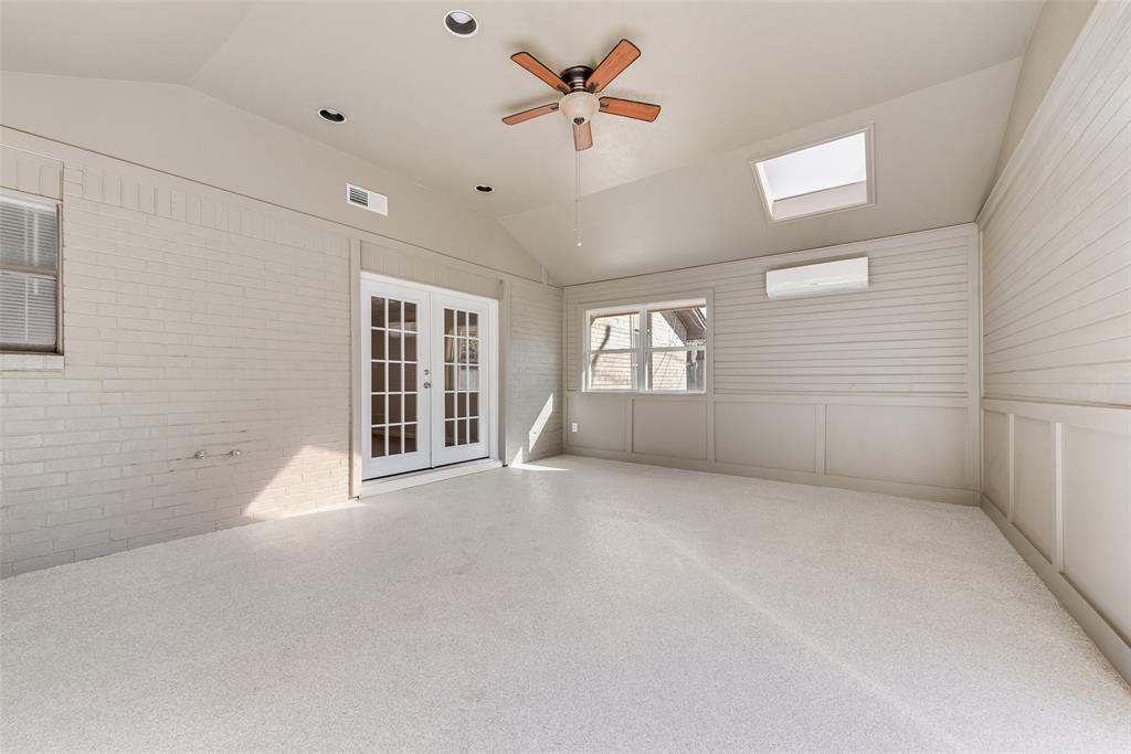 Meadow Park Estates Add - Residential Lease