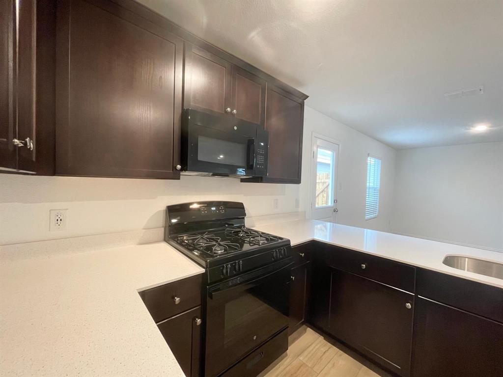 Bluebonnet Estates Ph 1 - Residential Lease