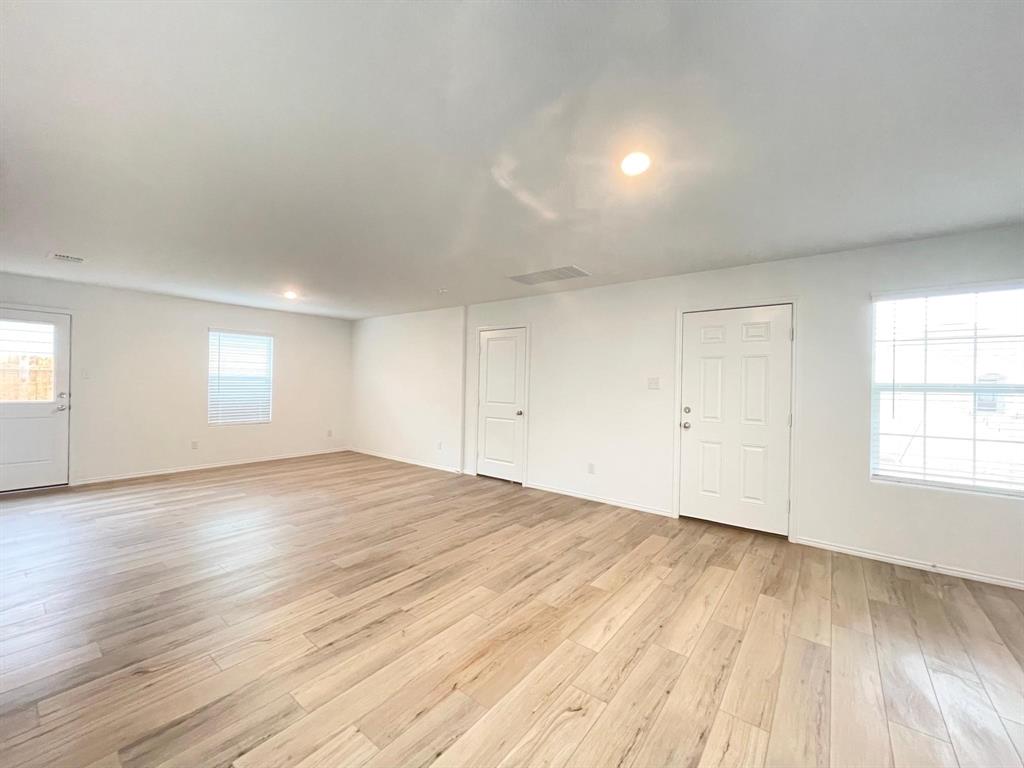 Bluebonnet Estates Ph 1 - Residential Lease