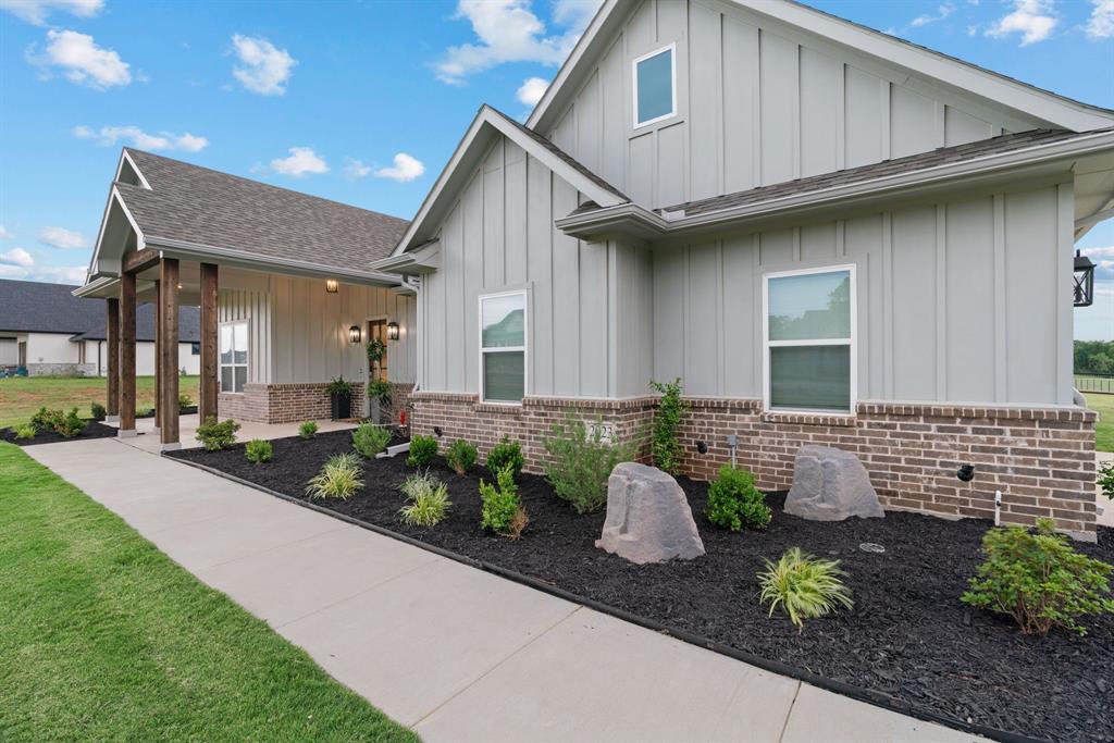 2023 Feather Lane