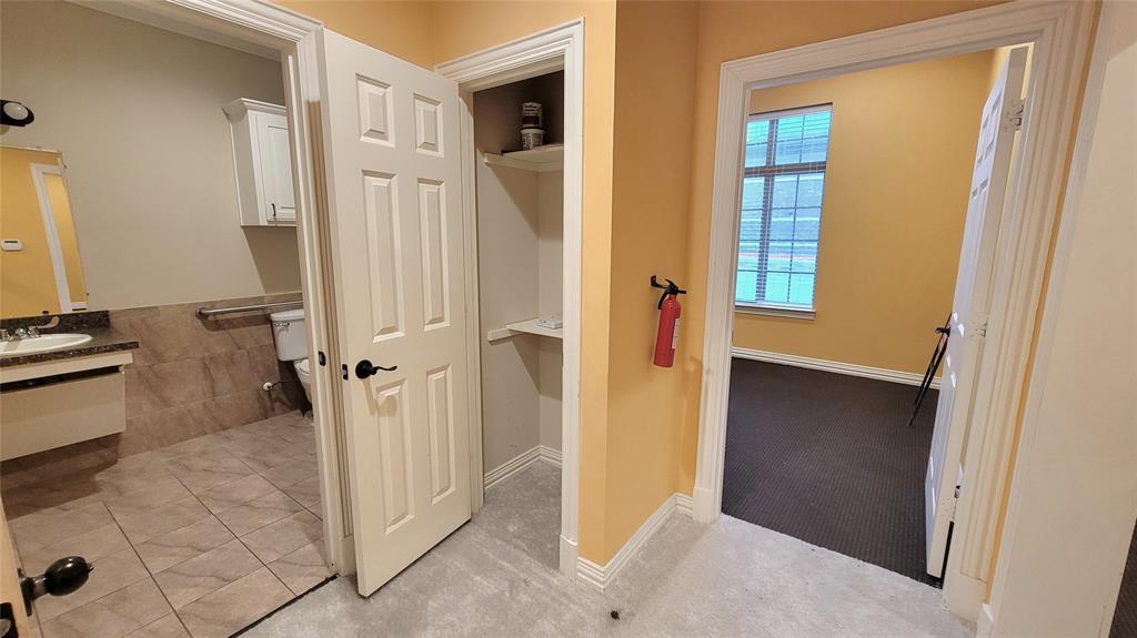 West Frisco Office Center - Commercial Lease