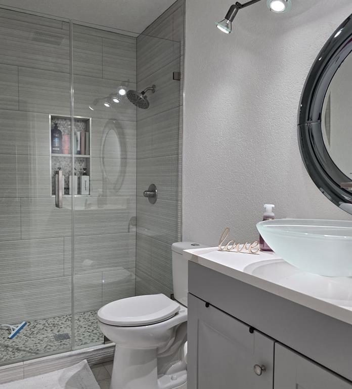 Oaks On Montfort Ph 02 03 04 - Residential