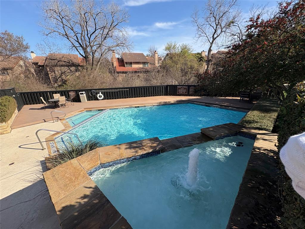 Oaks On Montfort Ph 02 03 04 - Residential