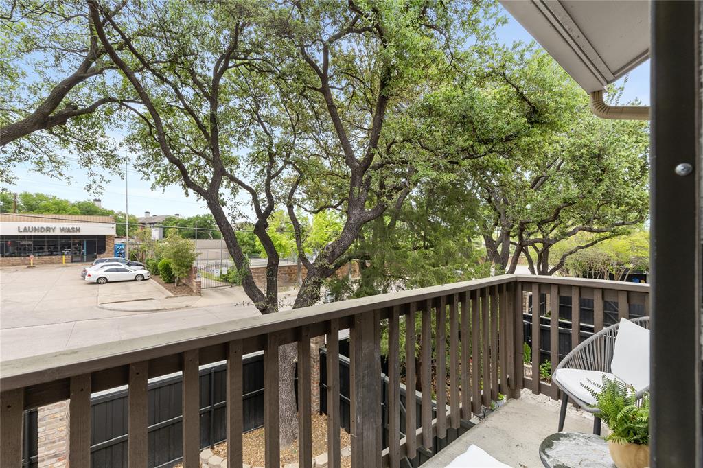 Oaks On Montfort Ph 02 03 04 - Residential