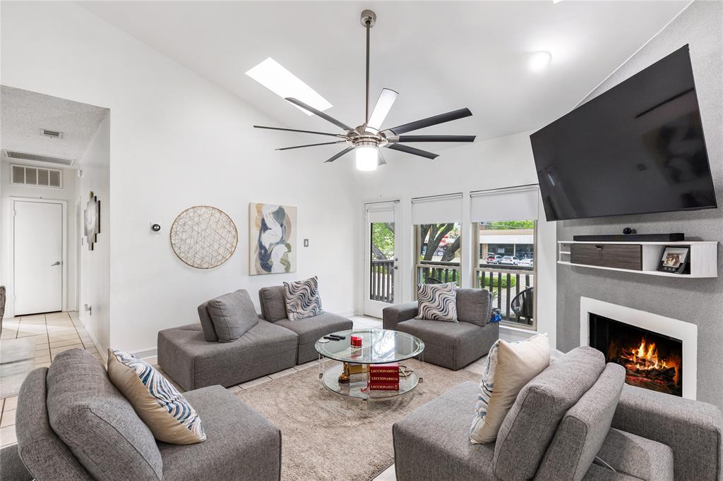 Oaks On Montfort Ph 02 03 04 - Residential