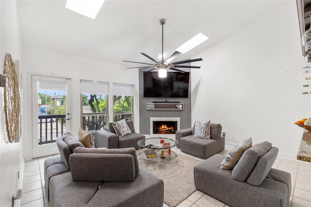 Oaks On Montfort Ph 02 03 04 - Residential