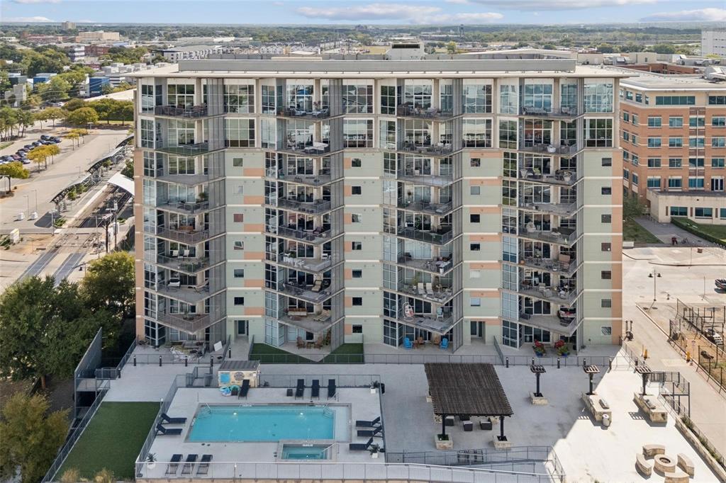 Beat At The South Side Station - Residential
