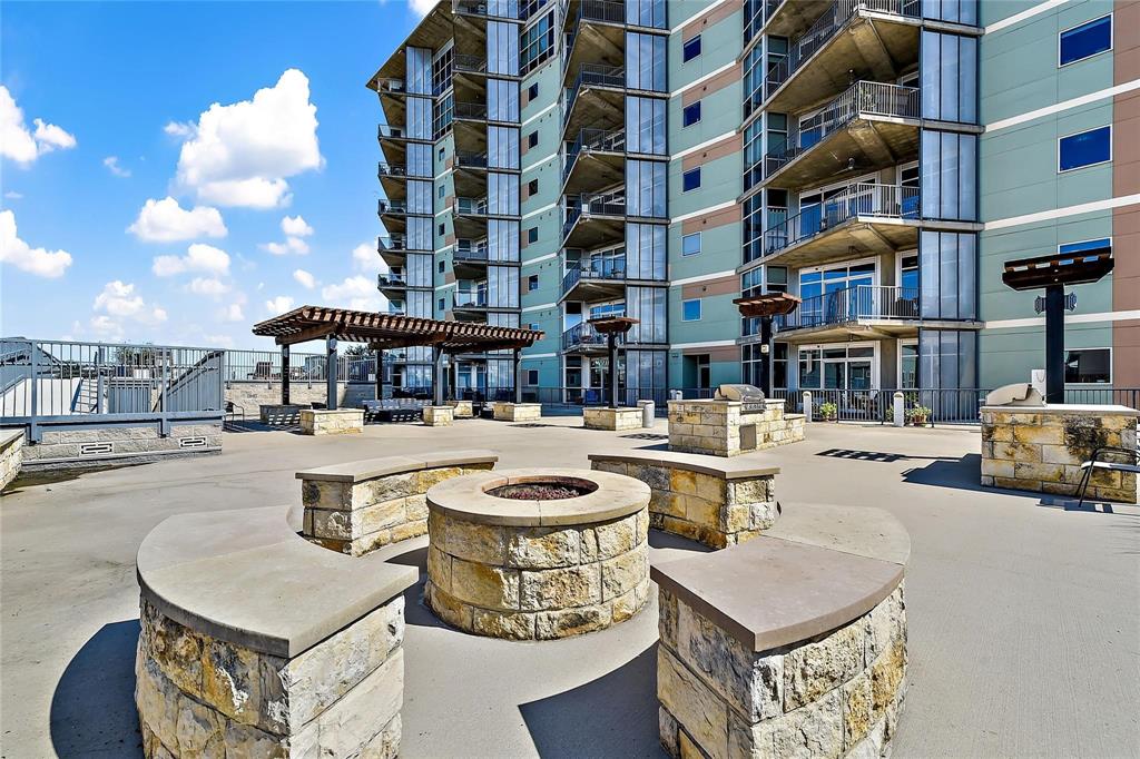 Beat At The South Side Station - Residential