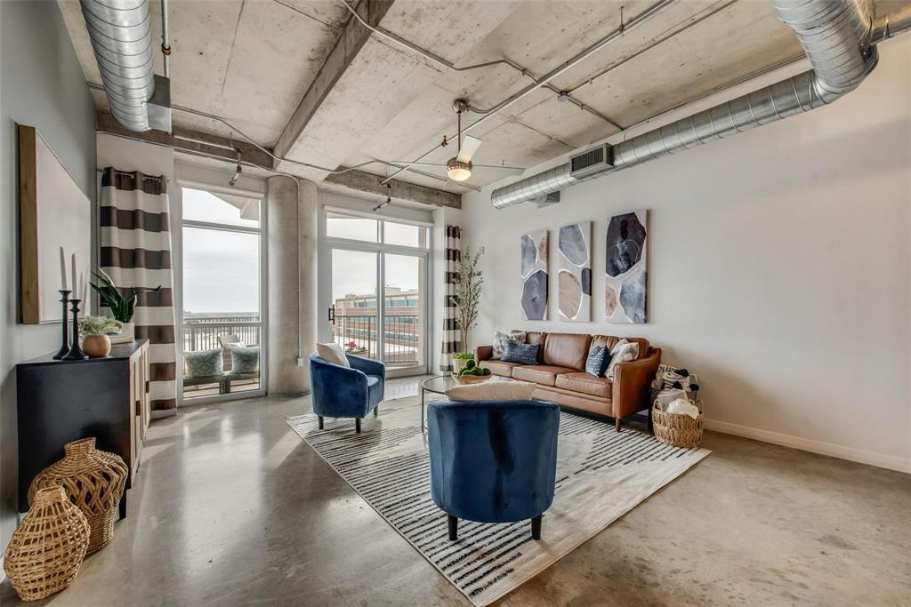 1001 Belleview Street 703