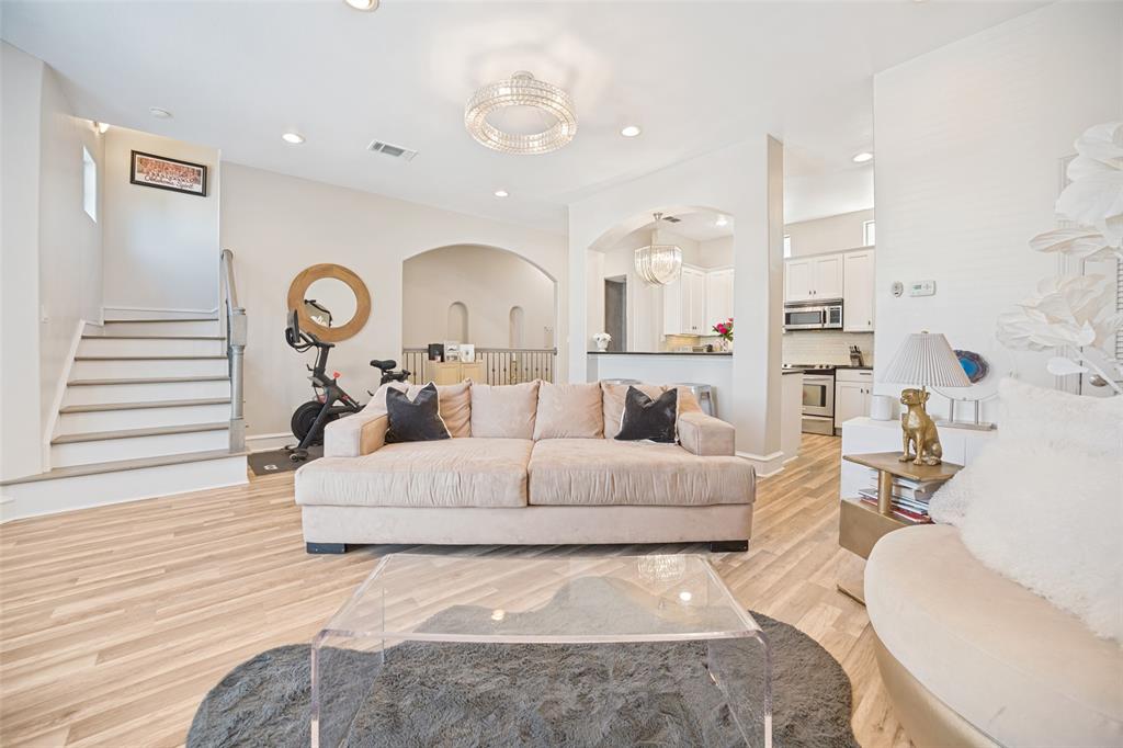 2022 N Fitzhugh Condos - Residential