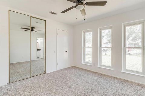 Tiny photo for 1810 Guinevere Street, Arlington, TX 76014 (MLS # 21093929)