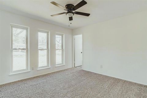 Tiny photo for 1810 Guinevere Street, Arlington, TX 76014 (MLS # 21093929)