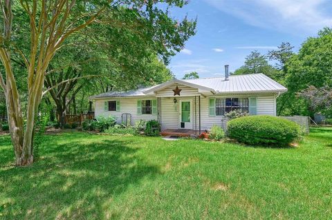 A home in Gordonville