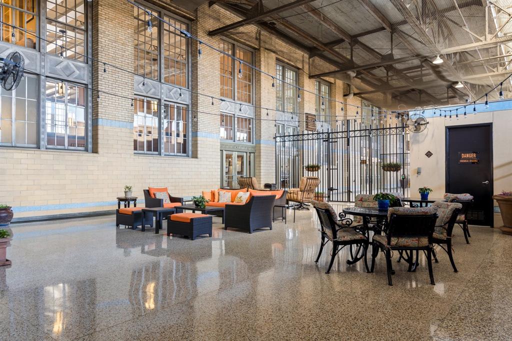 Texas & Pacific Lofts Condo - Residential Lease