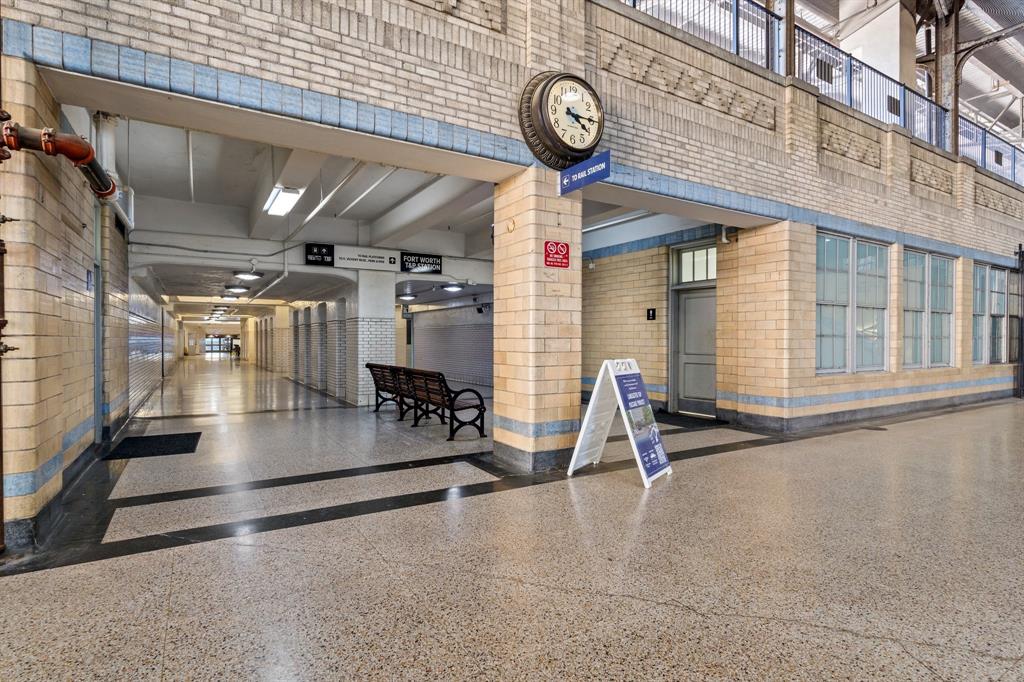 Texas & Pacific Lofts Condo - Residential Lease