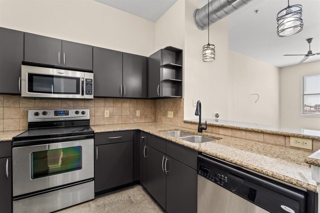 Texas & Pacific Lofts Condo - Residential Lease