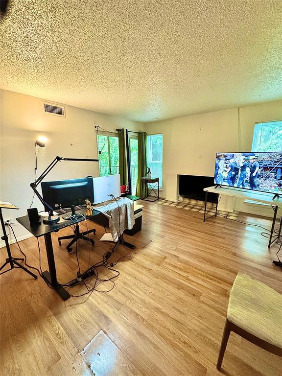 6050 Melody Lane 227