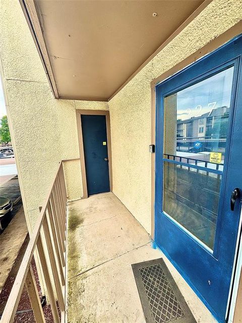 6050 Melody Lane 227 Dallas TX 75231