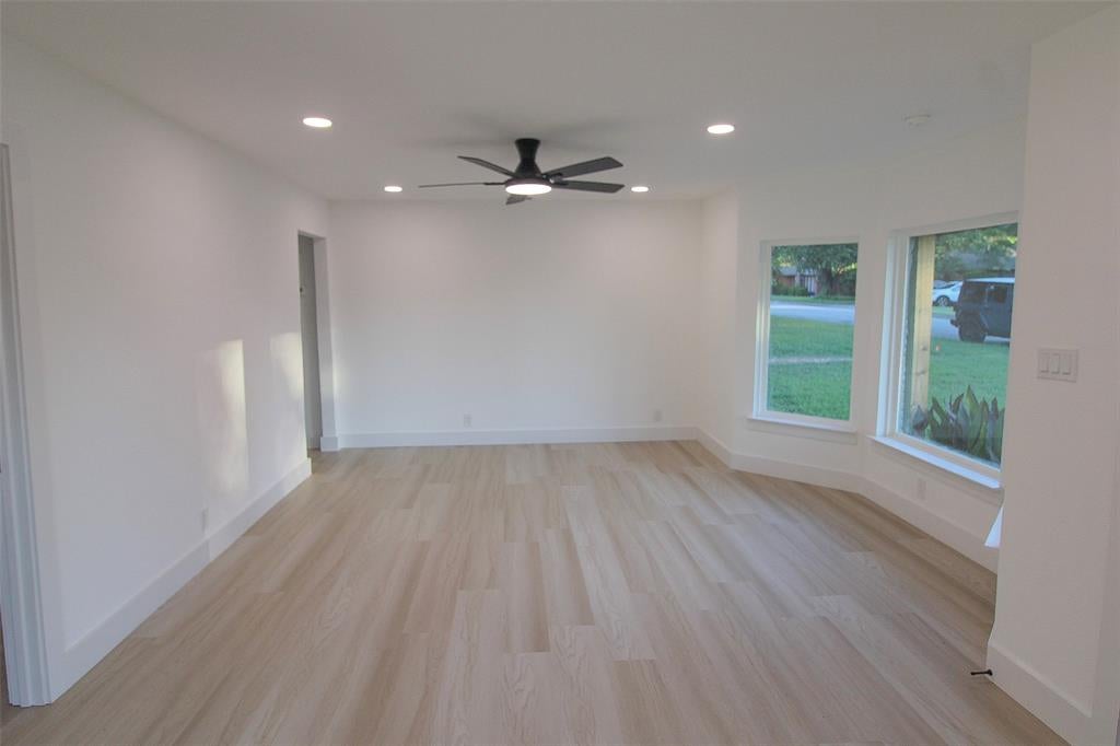 4809 Ridge Circle