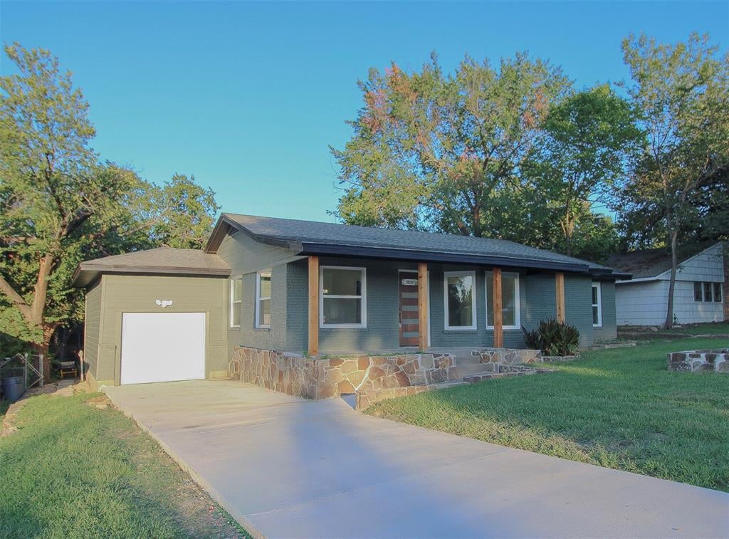 4809 Ridge Circle