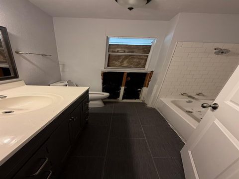 Tiny photo for 655 W Pentagon Parkway, Dallas, TX 75224 (MLS # 21088225)