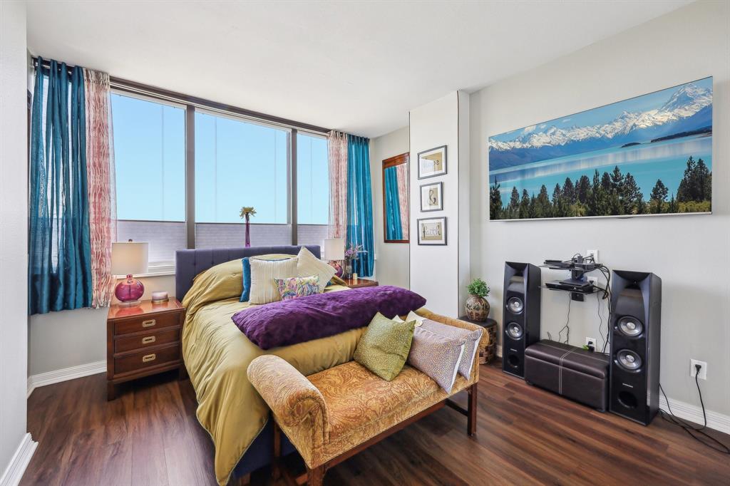 Bonaventure Condo - Residential