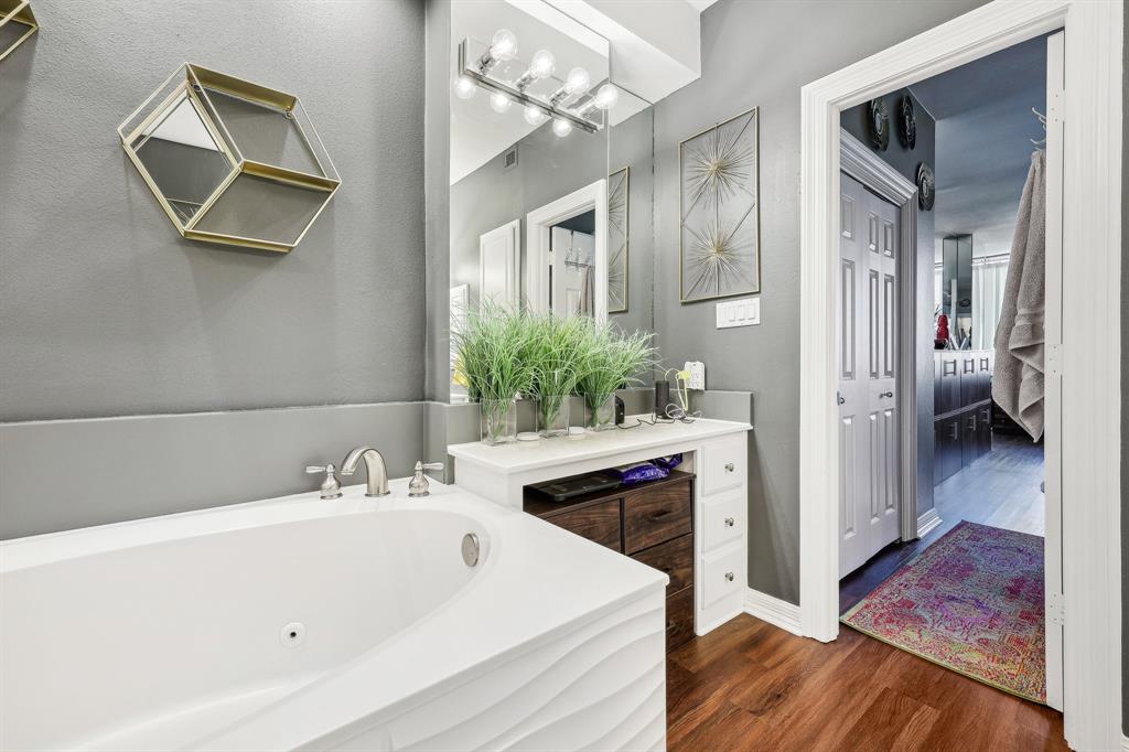 Bonaventure Condo - Residential