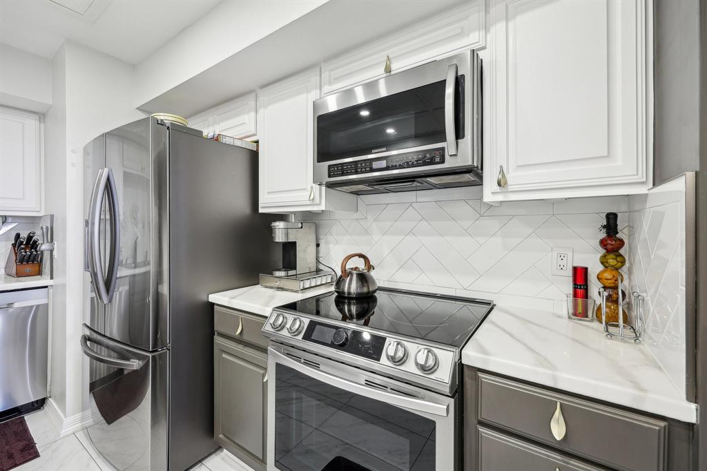 Bonaventure Condo - Residential