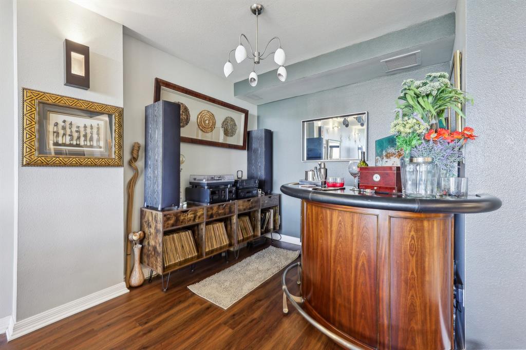 Bonaventure Condo - Residential