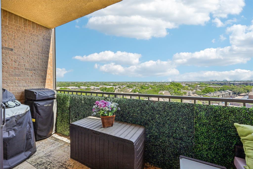 Bonaventure Condo - Residential