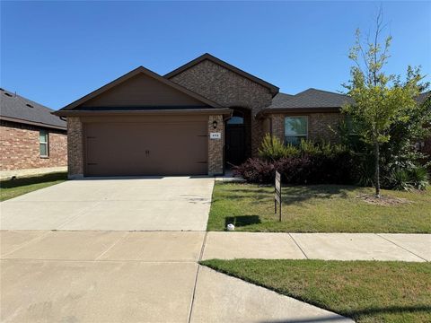 413 Foxhunter Street Fort Worth TX 76131