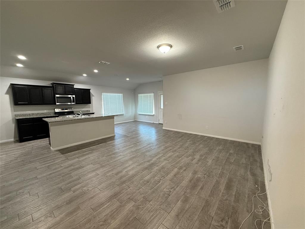 413 Foxhunter Street