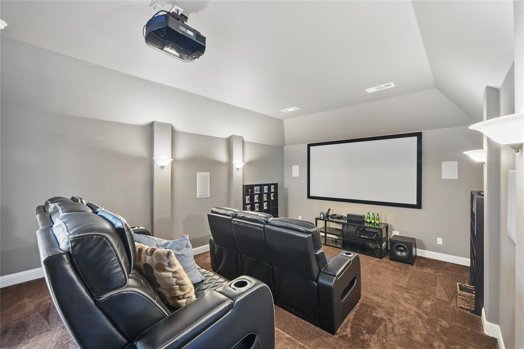 Denton, Texas 76208, United States, 5 Bedrooms Bedrooms, ,4 BathroomsBathrooms,Residential,Pending,142771