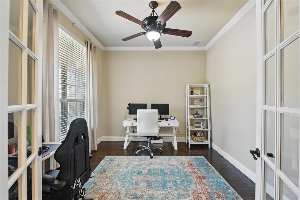 Denton, Texas 76208, United States, 5 Bedrooms Bedrooms, ,4 BathroomsBathrooms,Residential,Pending,142771