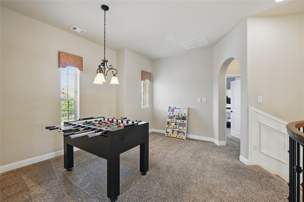 Denton, Texas 76208, United States, 5 Bedrooms Bedrooms, ,4 BathroomsBathrooms,Residential,Pending,142771