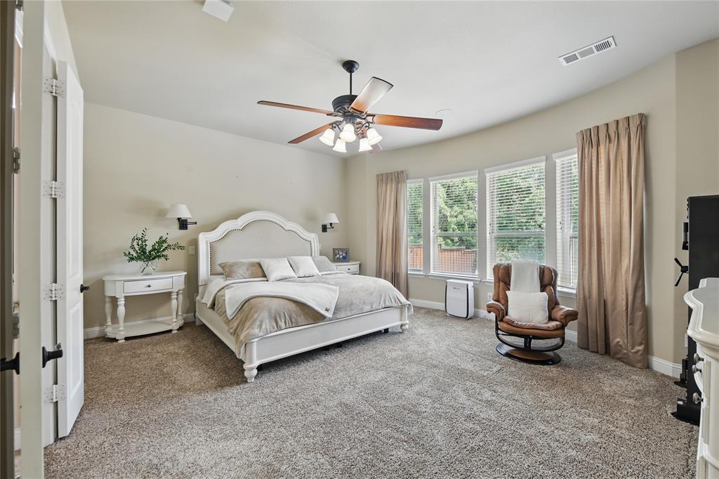 Denton, Texas 76208, United States, 5 Bedrooms Bedrooms, ,4 BathroomsBathrooms,Residential,Pending,142771