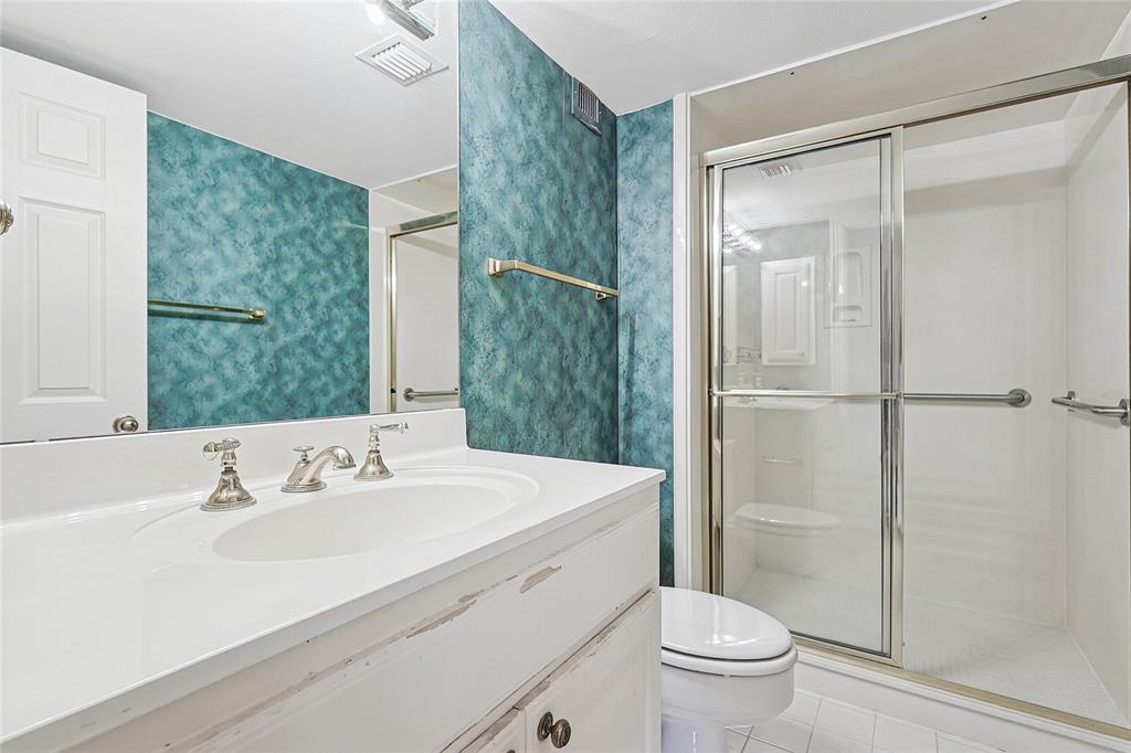 Bonaventure Condo - Residential