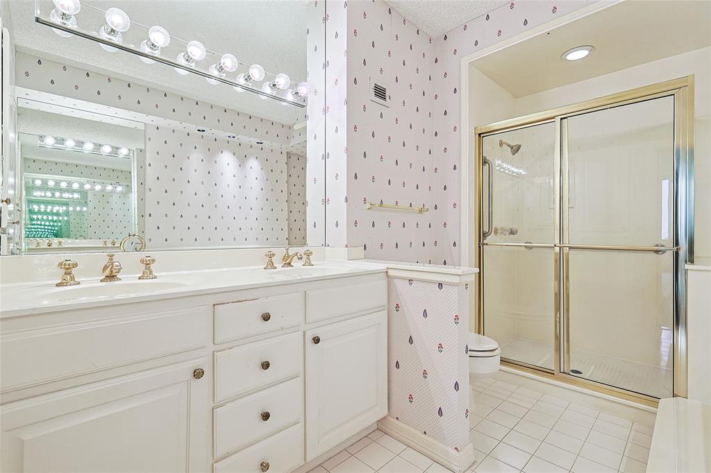 Bonaventure Condo - Residential