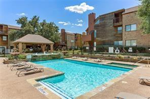 Arlington Oaks Condo - Residential