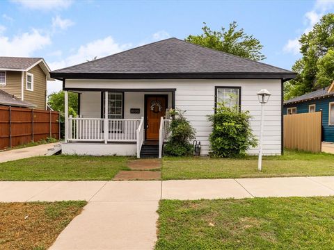 Photo of 3020 Purington Avenue, Fort Worth, TX 76103 (MLS # 21256450)