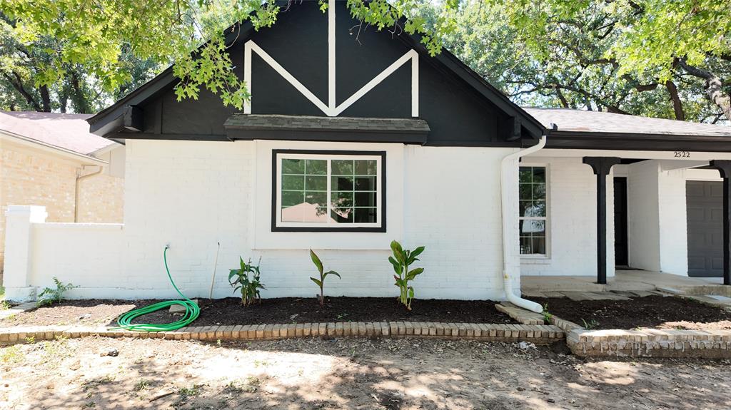 2522 Holt Road