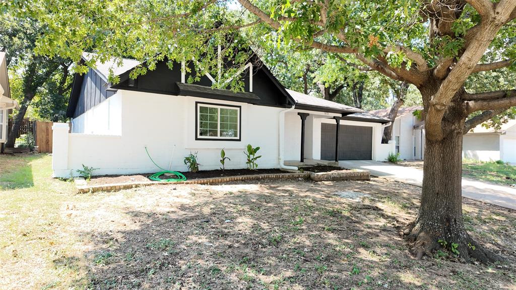 2522 Holt Road
