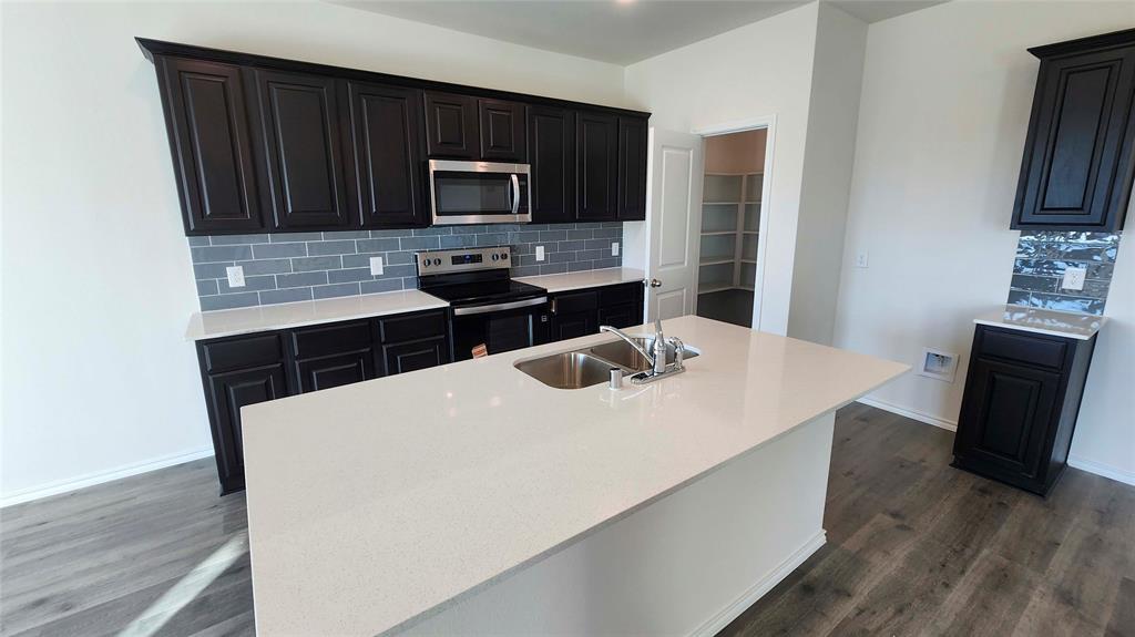 Waverly Estates - Residential